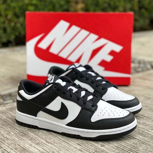 NIKE SB DUNK PANDA