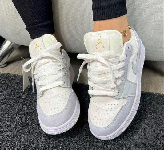 Nike Air Jordan Low 1 Blanco Gris Dama